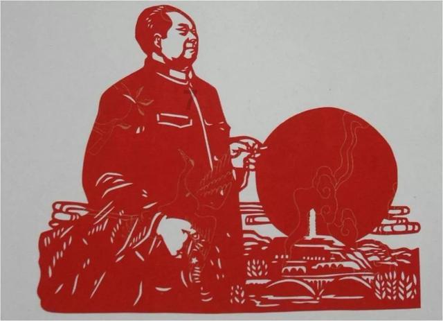 过年放烟花爆竹会引发安全事故，该禁吗？
